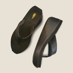 Volatile Turks Brown Leather Platform Sandles